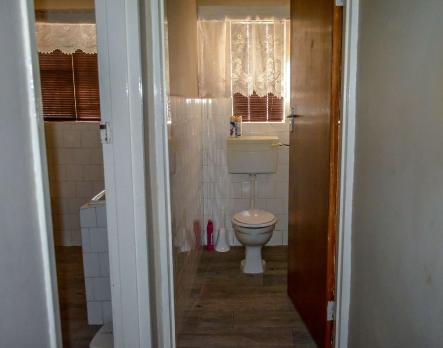 5 Bedroom Property for Sale in Klawer Western Cape